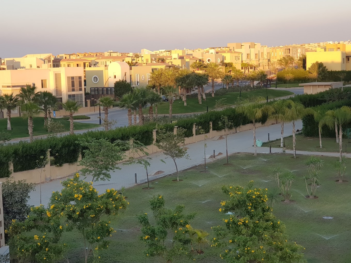 la casa Compound Sheikh Zayed Beyond