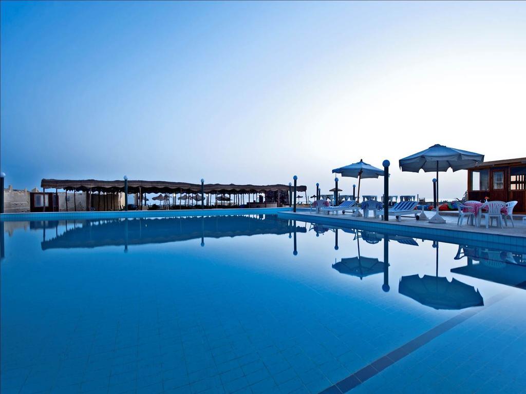 Below market price a 135m chalet for sale in Sumed North Coast